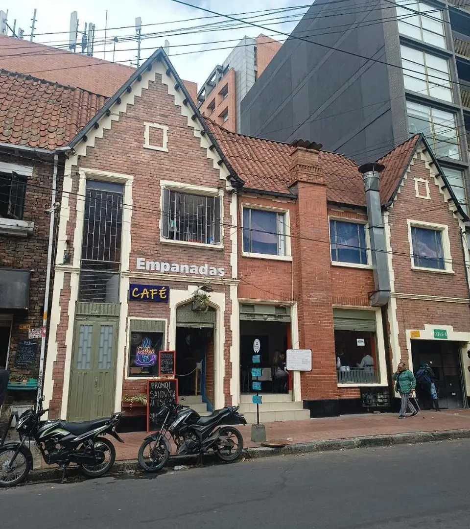 Room 8 67 Bogota
